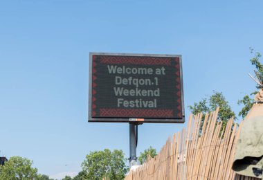 Biddinghuizen, Hollanda - 06 25 2023: Defqon.1 müzik festivalinin üçüncü günü