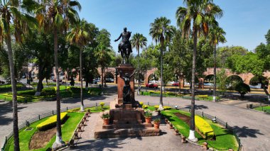 Plaza Monumento del General Morelos, en Morleia michoacan