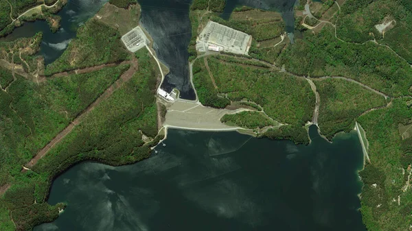 pompalanmış hidroelektrik santrali, üst su deposu, alt su deposu ve Keowee Nehri yukarıdan aşağıya doğru bakan hava manzarası - kuş bakışı Jocassee Barajı ve Pumped Storage Power Santrali Güney Carolina, ABD