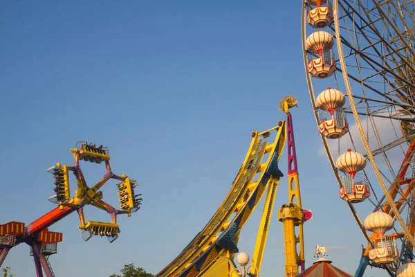 Amusement Park Theme Park Funfair Big Ferris Wheel Color Images — Stock Photo, Image