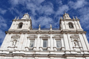 Portekiz 'in Lizbon şehrinde 17. yüzyıl kilise ve manastırı So Vicente de Fora Kilisesi ve Manastırı.