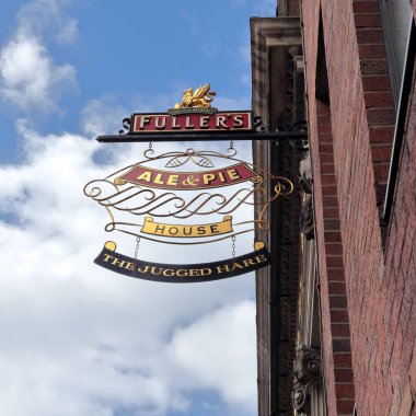 Londra, İngiltere - 27 Mart 2021: The Jugged Hare, Londra, İngiltere 'de oyun sunan bir gastro bar.