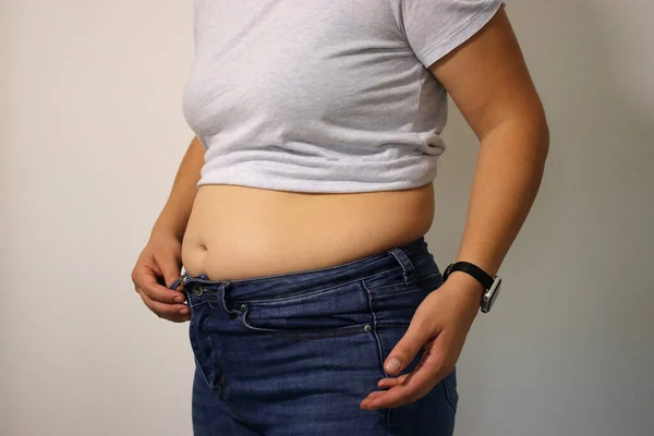 Close Overweight Young Woman Fat Belly Childbirth Pants Doesnt Fit — Stock Photo, Image