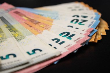 Avro para faturalarının kapatılması, siyah masa geçmişi