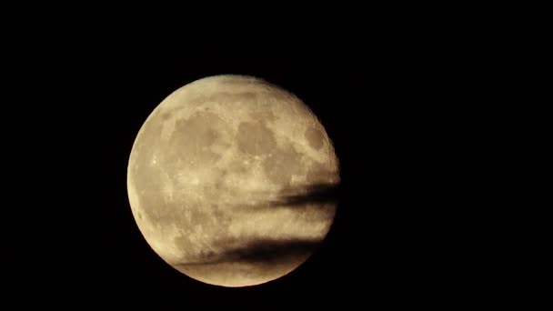 Pleine Lune Est Couverte Nuages Noirs Naturels Volants Comme Dans — Video