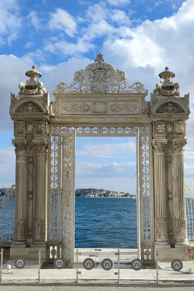 Dolmabahe Palace Istanbul'da