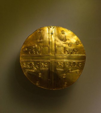 Bogot 'taki Altın Müzesi' nde sergilenen Kolombiya öncesi altın eser koleksiyonu, Kolombiya arkeoloji ve kültür mirası sergileniyor..