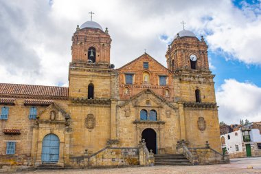 Mongui, Boyac, Kolombiya 'da bulunan harika bir tarihi kilise. Muhteşem bir mimari ve sakin bir atmosferi var..