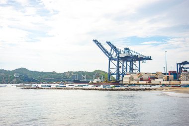 Tairona 'nın geleneksel eserleri, Santa Marta' daki Tairona Altın Müzesi 'nde hamak, heykel ve ahşap eşyalar sergilenmektedir..