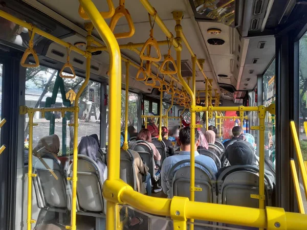 Джакарта Индонезия 2022 Ноября Атмосфера Состояние Пассажиров Автобуса Транджакарта Пути — стоковое фото