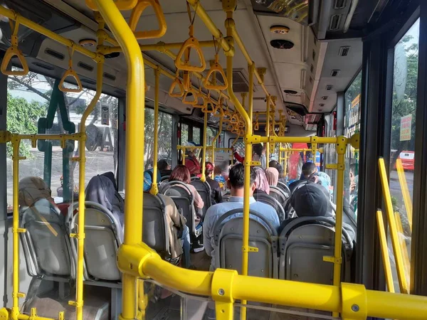 Джакарта Индонезия 2022 Ноября Атмосфера Состояние Пассажиров Автобуса Транджакарта Пути — стоковое фото