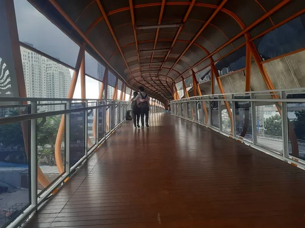 Міст Єднує Автобусних Залізничних Пасажирів Або Називається Skywalk Кебайоран Лама — стокове фото
