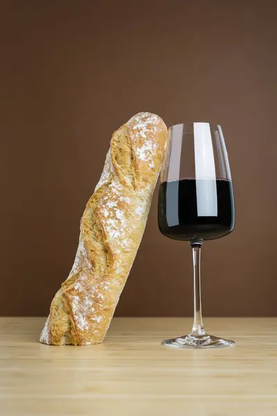 Minimalistic Composition Glass Red Wine Baguette — Stock Photo, Image