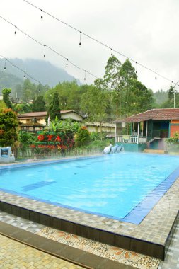 Tegal, Endonezya, 26 Ekim 2024: Tegal şehrinin Guci bölgesinde bulunan bir 