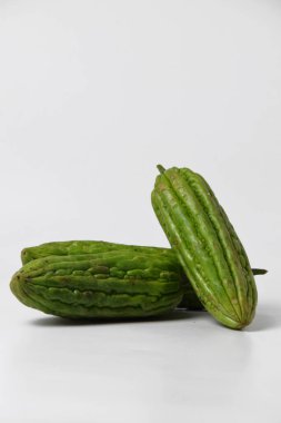 Bazı yeşil kavunlar Endonezya 'da yalıtılmış beyaz arka planda sebze yemekleri için kullanılabilir..