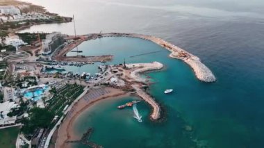 Kumsalın havadan görünüşü Tam HD