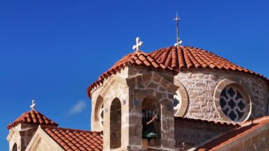 Yunan kilisesi manzarası. Yavaş çekim