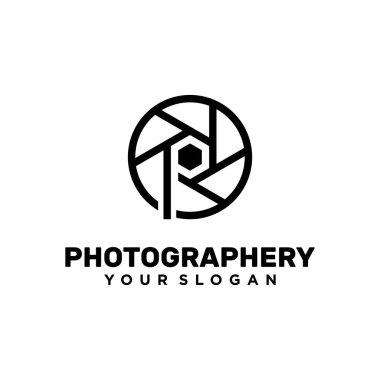 Lens fotoğraf logosu tasarım şablonu olan ilk harf P