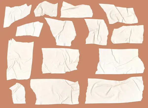 Klebeband Stücke Auf Orangefarbenem Hintergrund Papierband Zerrissen Und Zerknitterte Stücke — Stockfoto