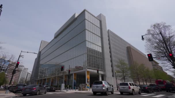 Budynek Zarządu World Bank Group Międzynarodowej Instytucji Finansowej Zlokalizowanej Centrum — Wideo stockowe