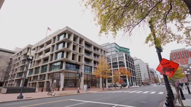 Cfpb Högkvarter Sett Från 17Th Street Centrala Washington Consumer Financial — Stockvideo