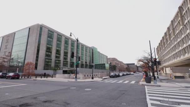 位于华盛顿特区的小托马斯 奥尼尔大楼是众议院及卫生和公众服务部 Hhs 成员办公室的所在地 从D街看到的 — 图库视频影像