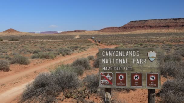 Una Señal Para Distrito Del Laberinto Del Parque Nacional Canyonlands — Vídeo de stock