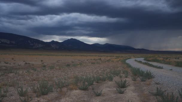 Nuvole Pluviali Riuniscono Sopra Great Basin National Park Snake Mountain — Video Stock