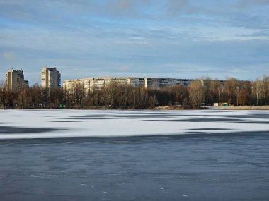 Nehir ve göl manzarası