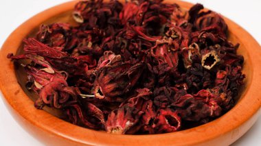 Bitkisel içecekler için kurutulmuş Roselle çiçekleri.