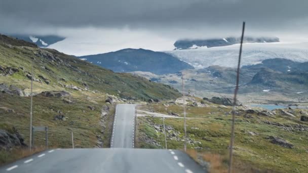 Sognefjellsvegen 北欧最高的山口公路 一条狭窄的路蜿蜒穿过严酷的北方风景 高质量的4K镜头 — 图库视频影像