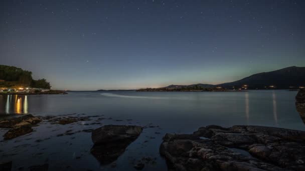 Gelgitin Yıldızların Aurora Borealis Tam Bir Gece Zamanı Yüksek Kalite — Stok video