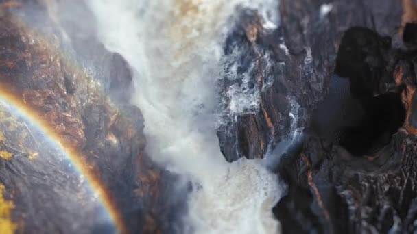 Tilt Shift Video Formofoss Mountain River Rushing Jagged Cliffs Rainbow — Vídeos de Stock