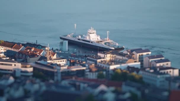 Passenger Ferry Leaves Port Town Foreground Aerial View Tilt Shift — стокове відео