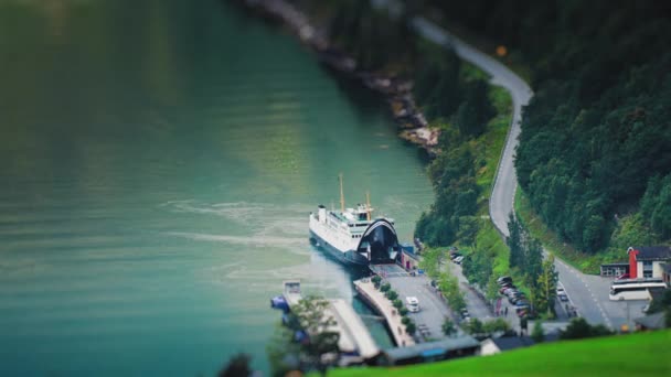 Aerial View Ferry Arriving Unlading Geiranger Ferry Terminal Tilt Shift — Video Stock