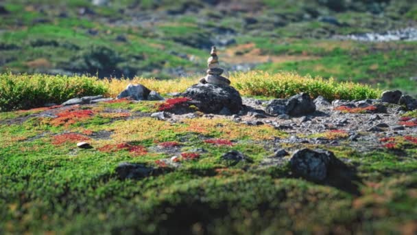 Stone Cairn Colorful Tundra Landscape Mountains River Background High Quality — Stockvideo