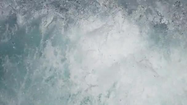 Een Close Van Het Woeste Witte Water Slow Motion Loop — Stockvideo