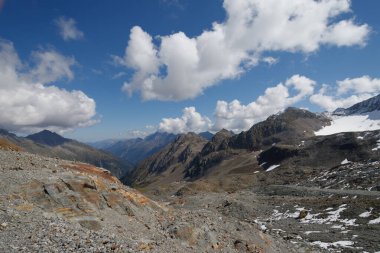 Stubai Buzulu 'ndan (Stubaier Gletscher) Avusturya Alpleri, Stubai Vadisi (Stubaital), Tyrol, Avusturya, Avrupa