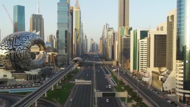 Vista Aérea Sobre Museu Futuro Tráfego Dubai Drone View Dubai — Vídeo de Stock