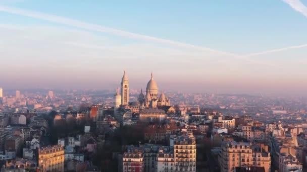 Establishing Aerial View Paris Sacre Coeur Basilica Church Butte Montmartre — Video Stock