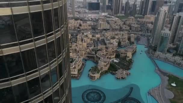Burj Khalifa Air Close View Обратная Съемка — стоковое видео