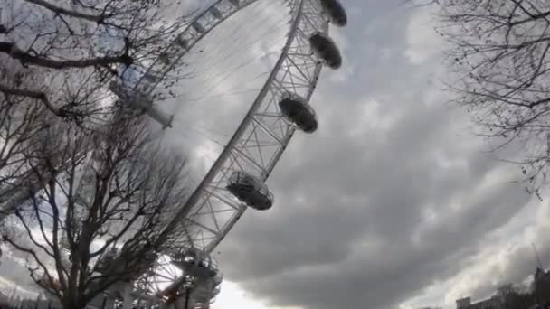Amazing Footage Famous London Eye Ferris Wheel Dried Branches Tree — Stock Video