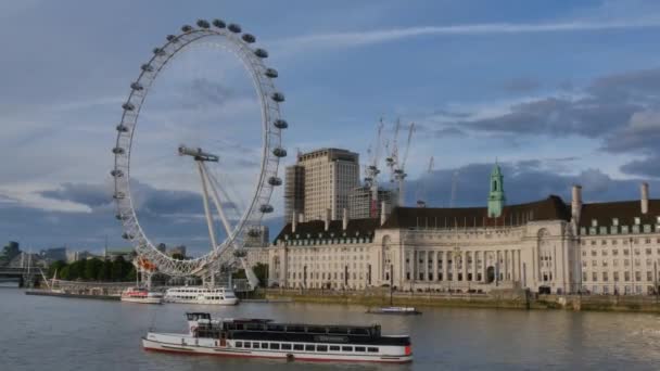 Amazing Drone Footage London Ferris Wheel Thames River — Vídeos de Stock
