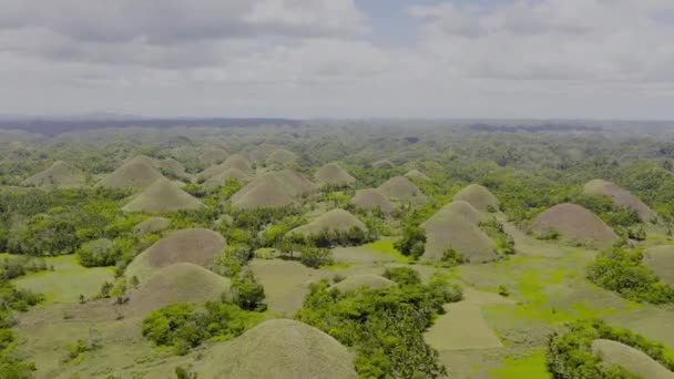 Luchtfoto Drone Van Chocolade Heuvels Een Beroemde Toeristische Bestemming Het — Stockvideo