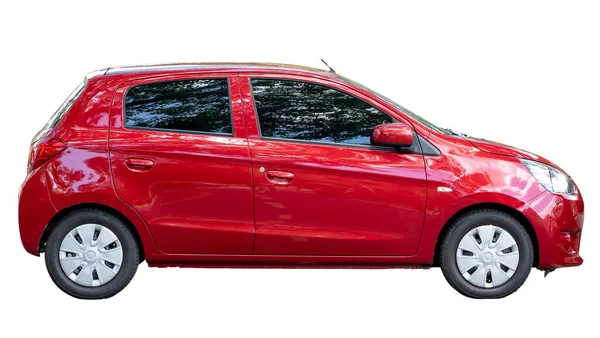 Carro Hatchback Vermelho Isolado Fundo Branco Com Caminho Recorte — Fotografia de Stock
