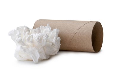 Tuvalette ya da tuvalet ya da tuvalet kağıdı çekirdeği olan tuvalette kullanıldıktan sonra tuhaf şekilli tek beyaz vida ya da buruşmuş peçete kesme yolu ile beyaz arka planda izole edilir..