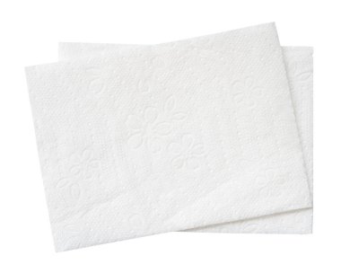 Katlanmış iki beyaz doku kağıdının üst görünümü kırpma yolu ile beyaz arkaplanda izole edilir.