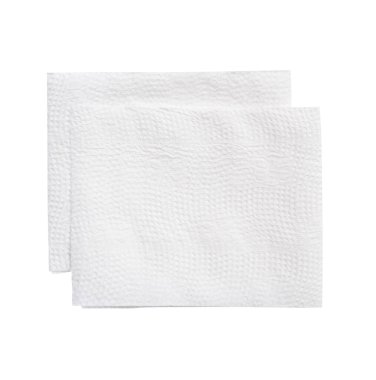 Katlanmış iki beyaz doku kağıdının üst görünümü kırpma yolu ile beyaz arkaplanda izole edilir.