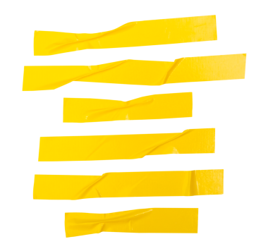 Kırışık veya buruşuk sarı yapıştırıcı bant veya şerit şeklinde kumaş bantların üst görünümü png dosya biçiminde kırpma yolu ile izole edilir.