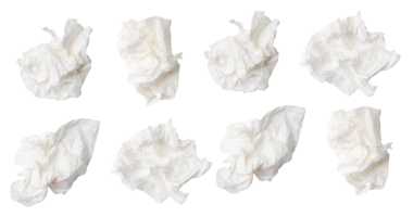 Üst görünüm set vida veya buruşmuş beyaz doku kağıt topları png dosya biçiminde kırpma yolu ile izole edilir.